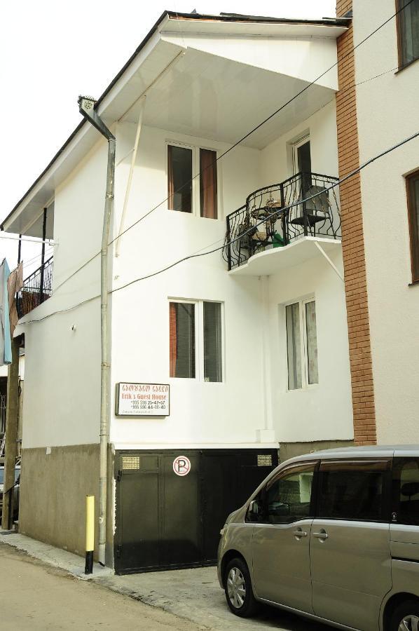 Erik'S Guest House ボルジョミ エクステリア 写真