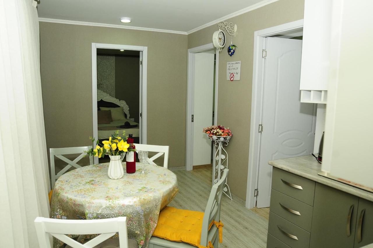 Erik'S Guest House ボルジョミ エクステリア 写真