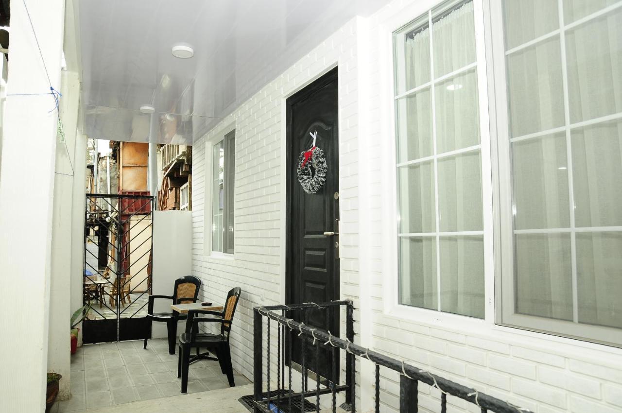 Erik'S Guest House ボルジョミ エクステリア 写真